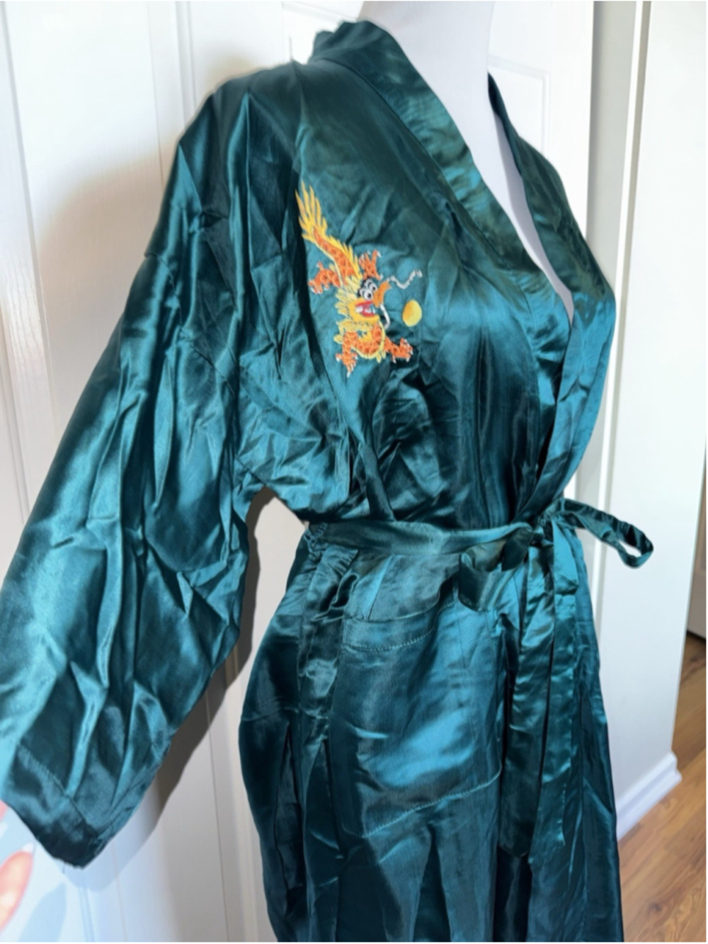 Vintage Golden Dragon Pure Silk Embroidered Kimono Robe Emerald Green Medium - Picture 3 of 8
